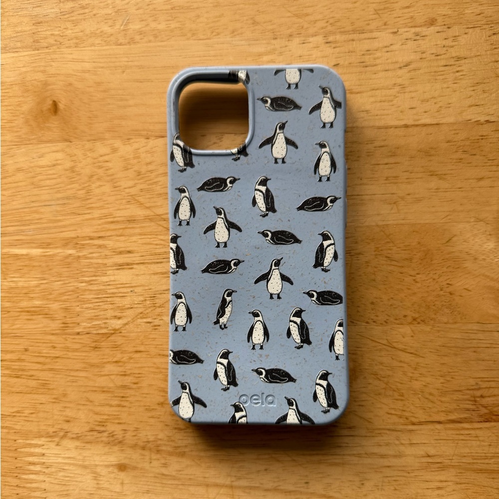 Brand New Penguin Pela Phone Case
